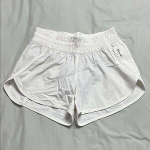 Lululemon Tracker Low-Rise Lined Short 4”